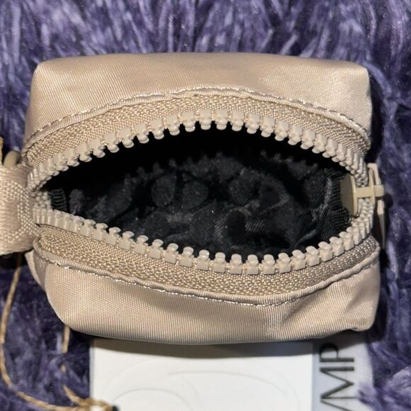 R,vamp DOVER PET POO BAG HOLDER - Picture 7 of 7